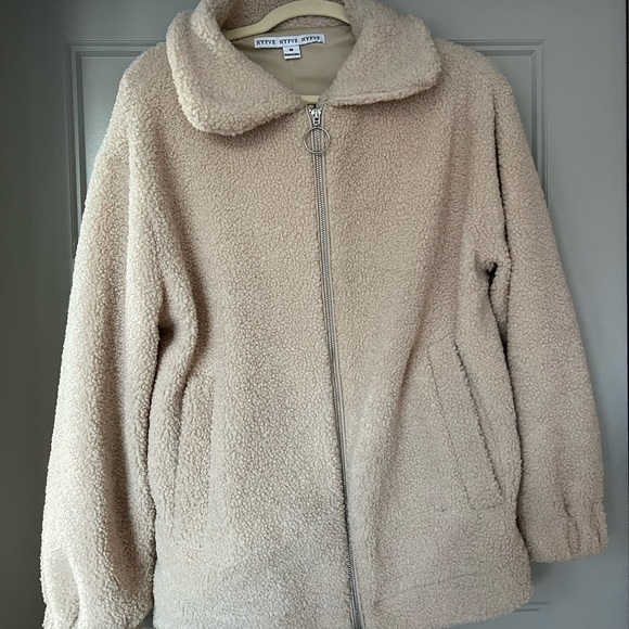 Teddy Bomber Jacket - Picture 2 of 3